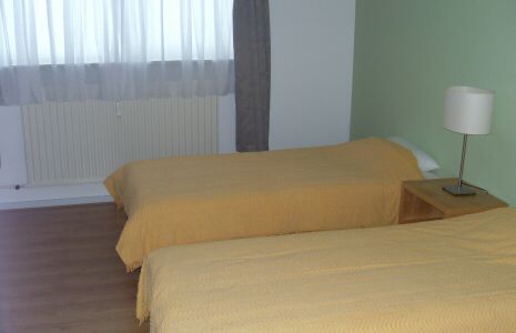 Gerenoveerde logeerkamer